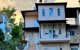 Serenity Apartment In Paliouri